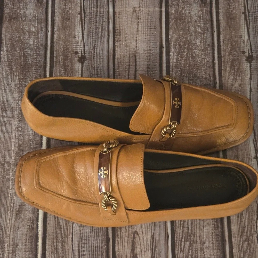 Tory Burch good scuff